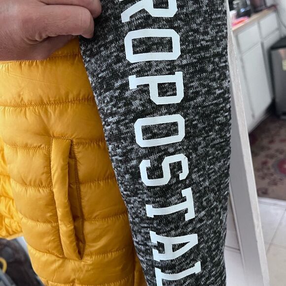 Aeropostale Men’s Jacket - Picture 4 of 6